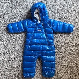 Patagonia baby hi-loft down sweater bunting